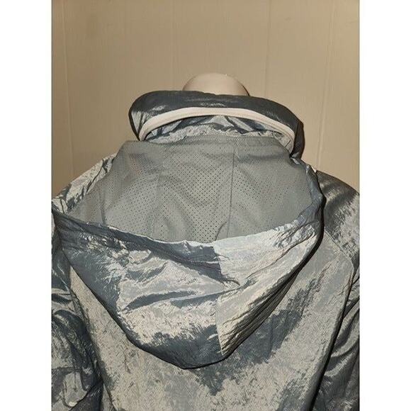 Nike Tech Aeroshield Moto Cape Windbreaker Jacket, Small - Picture 8 of 11